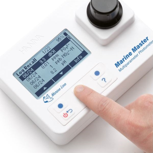 Marine Master HI97105 Multiparameter Photometer Kit - Hanna Instruments